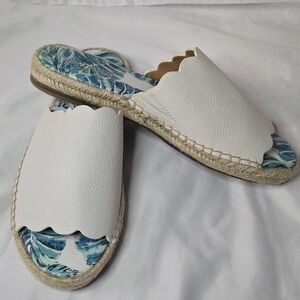 J. McLaughlin Aries White Leather Scalloped Espadrille Slides Sandals 8.5